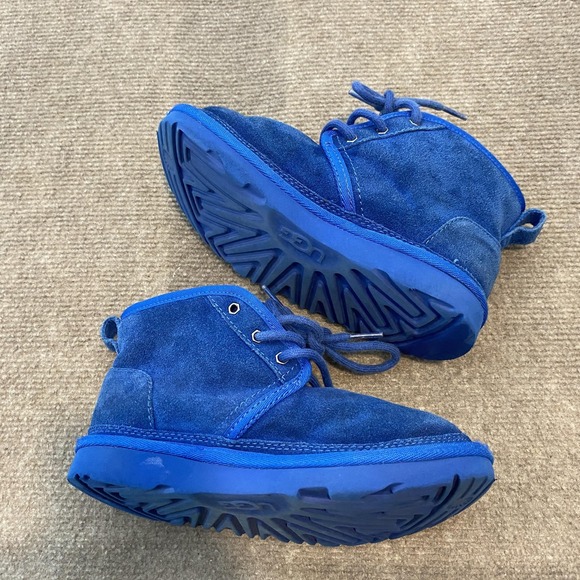 UGG Chukka Boots Kids Size 1 Blue Suede Fleece Lined Winter Ankle Lace Up - Picture 5 of 7